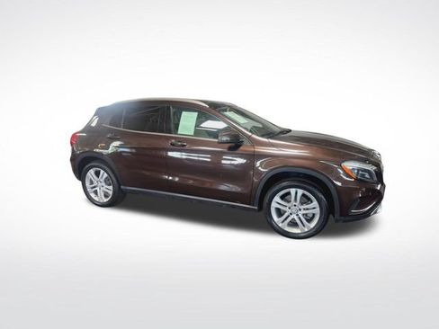 Used 2016 Mercedes-Benz GLA 250 image 10