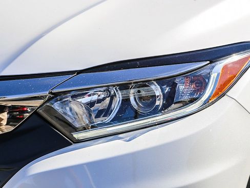 Used 2022 Honda HR-V LX image 4