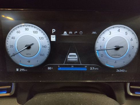Used 2024 Hyundai Elantra SEL w/ Convenience Package FWD image 23