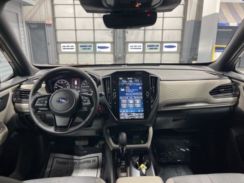 Used 2026 Subaru Forester Premium AWD/4WD image 28