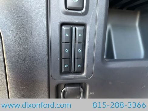 Used 2025 Ford Expedition Platinum image 30