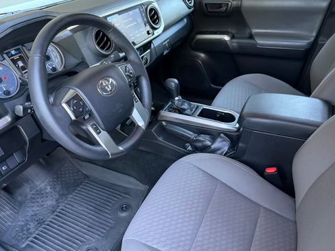 Used 2022 Toyota Tacoma SR5 w/ Black Out Package (TMS) RWD image 11
