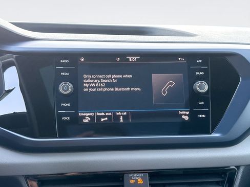 Used 2023 Volkswagen Taos SE w/ Panoramic Sunroof Package FWD image 20