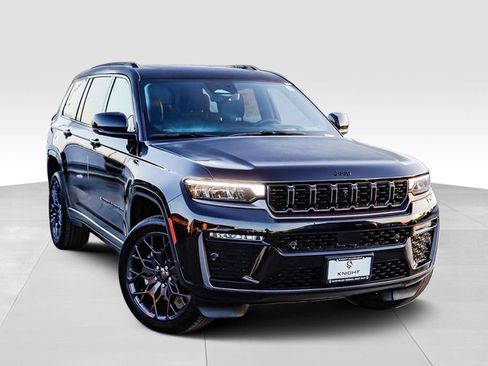 New 2026 Jeep Grand Cherokee L Summit w/ Obsidian Package AWD/4WD image 2