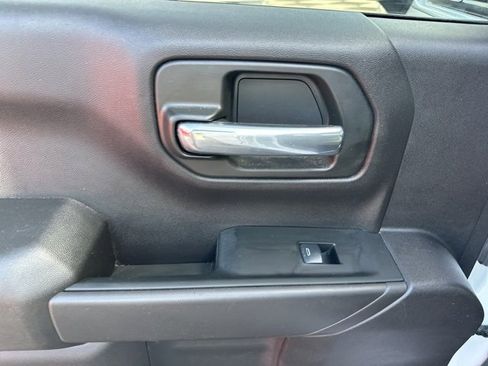Certified 2024 Chevrolet Silverado 1500 Custom image 26