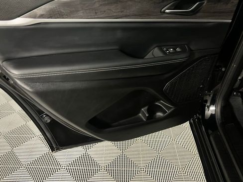 Used 2024 Jeep Grand Cherokee L Limited w/ Luxury Tech Group II image 22