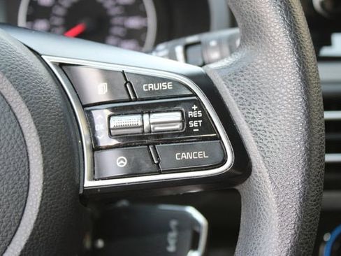 Used 2023 Kia Seltos LX image 13