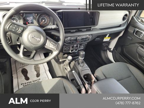 New 2026 Jeep Gladiator Sport image 6