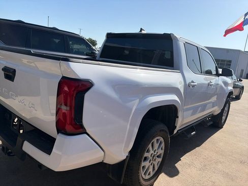 Used 2024 Toyota Tacoma SR5 RWD image 14