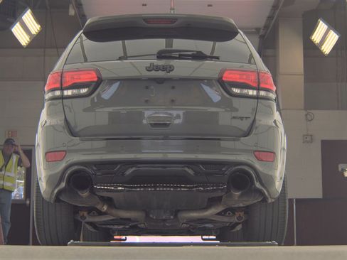 Used 2019 Jeep Grand Cherokee SRT AWD/4WD image 8