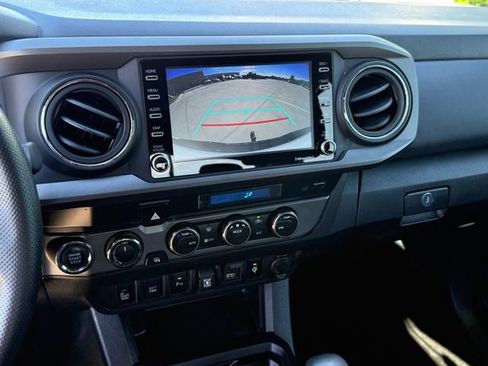 Used 2023 Toyota Tacoma TRD Off-Road w/ Technology Package AWD/4WD image 22