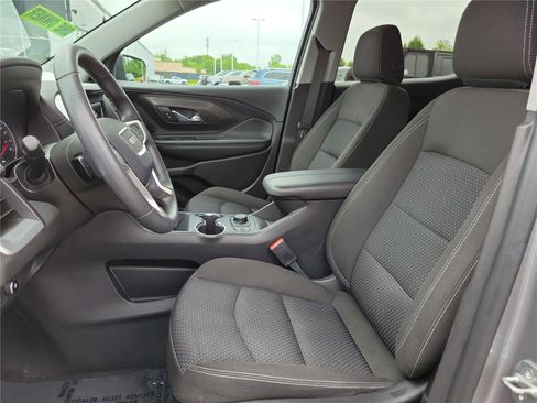 Used 2023 GMC Terrain SLE w/ Driver Convenience Package FWD image 16