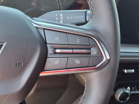 New 2025 Chevrolet Suburban Premier image 19