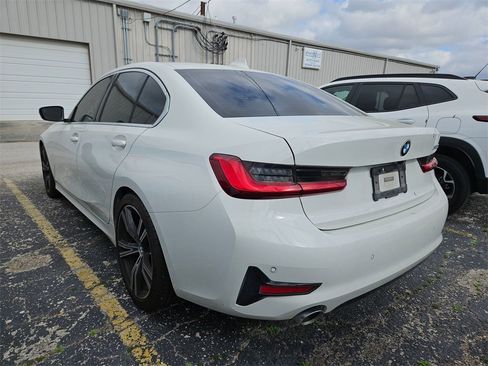 Used 2021 BMW 330i Sedan w/ Convenience Package image 3