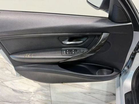 Used 2015 BMW 320i 320i w/ Sport Package image 41