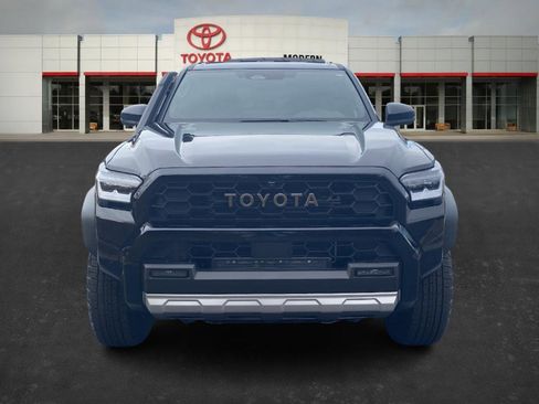 Certified 2025 Toyota 4Runner Trailhunter image 2
