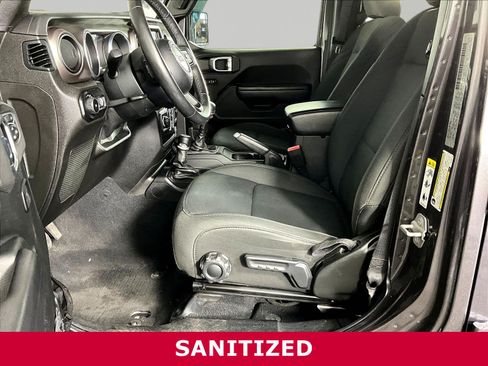 Used 2018 Jeep Wrangler Unlimited Sport S AWD/4WD image 19