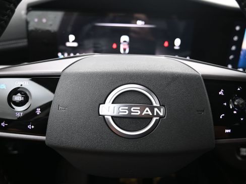 New 2025 Nissan Murano SV image 14