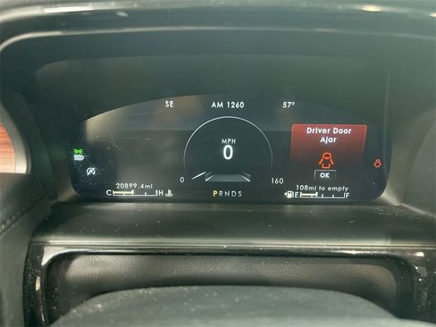 Used 2023 Lincoln Nautilus Reserve w/ Class II Trailer Tow Package image 13