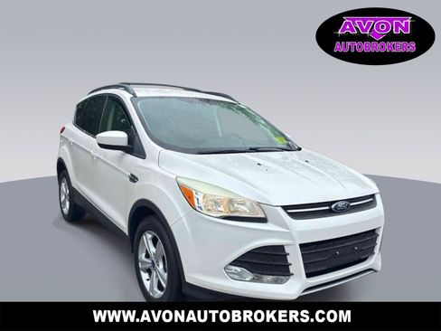 Used 2014 Ford Escape SE w/ Equipment Group 201A AWD/4WD image 1