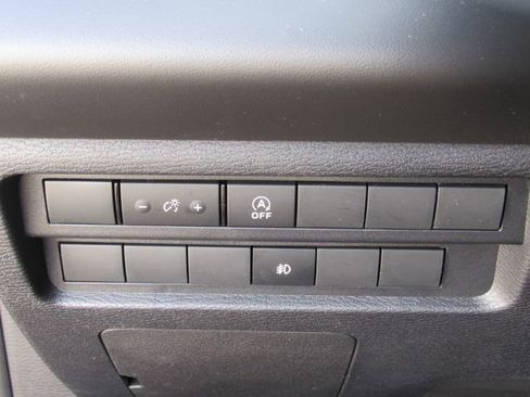 New 2026 Mitsubishi Outlander ES FWD image 28