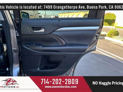 Used 2016 Toyota Highlander XLE AWD/4WD image 52