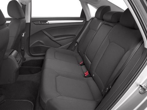 Used 2014 Volkswagen Passat 2.5 SE image 14