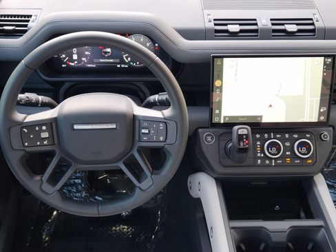 Certified 2026 Land Rover Defender 130 S AWD/4WD image 22
