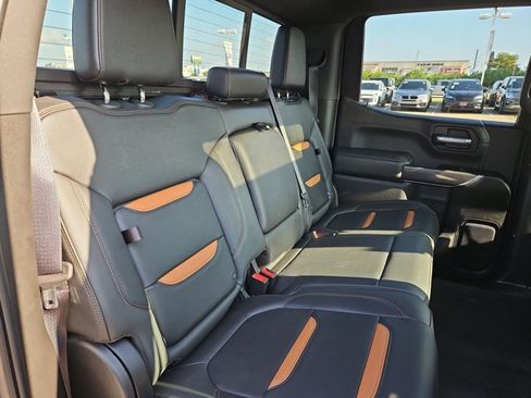 Used 2022 GMC Sierra 1500 AT4 w/ AT4 Premium Package AWD/4WD image 21