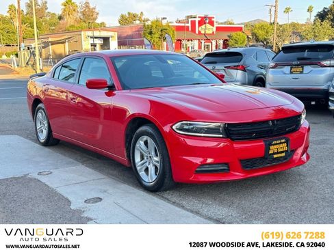 Used 2022 Dodge Charger SXT RWD image 1