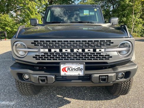 New 2025 Ford Bronco Badlands w/ Sasquatch Package image 2