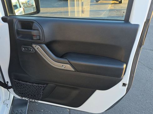 Used 2015 Jeep Wrangler Unlimited Sport w/ Quick Order Package 24S image 36