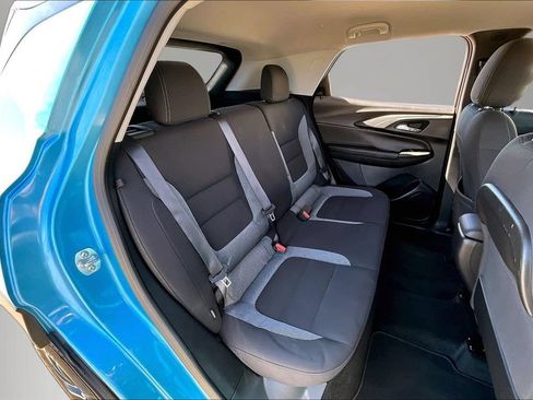 Used 2025 Chevrolet TrailBlazer LT AWD/4WD image 25