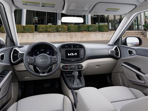 New 2025 Kia Soul LX w/ LX Technology Package image 15