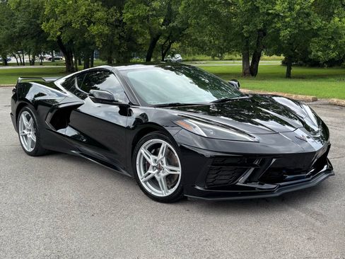 Used 2024 Chevrolet Corvette Stingray Coupe w/ Z51 Performance Package RWD image 1
