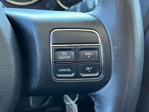 Used 2018 Jeep Wrangler Unlimited Sport S AWD/4WD image 22