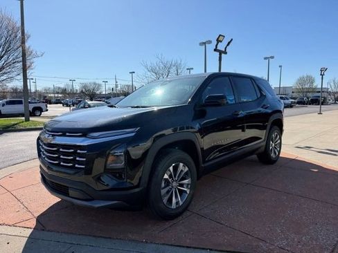 New 2026 Chevrolet Equinox LT w/ Safety and Technology Package image 3