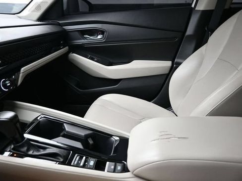 Used 2024 Honda Accord EX-L image 13