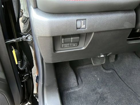 New 2026 Chevrolet Colorado Z71 w/ Z71 Convenience Package 2 image 19