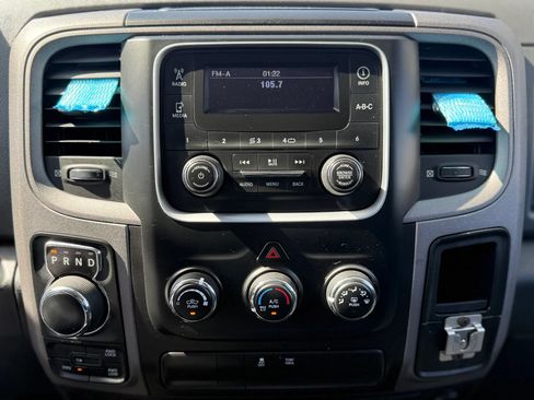 Used 2014 RAM 1500 Tradesman AWD/4WD image 25