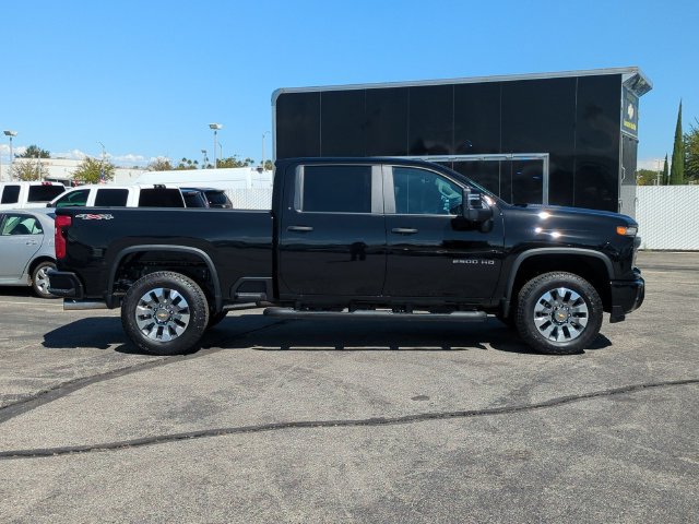 New 2026 Chevrolet Silverado 2500 Custom w/ Custom Value Package AWD/4WD image 9