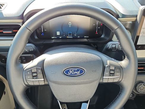 Used 2025 Ford Maverick Lariat w/ 4K Tow Package AWD/4WD image 19