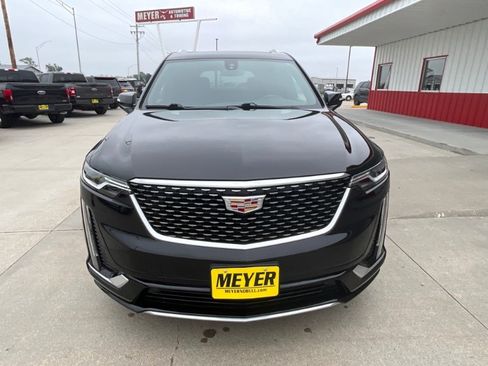 Used 2024 Cadillac XT6 Luxury w/ LPO, Floor Liner Package AWD/4WD image 3