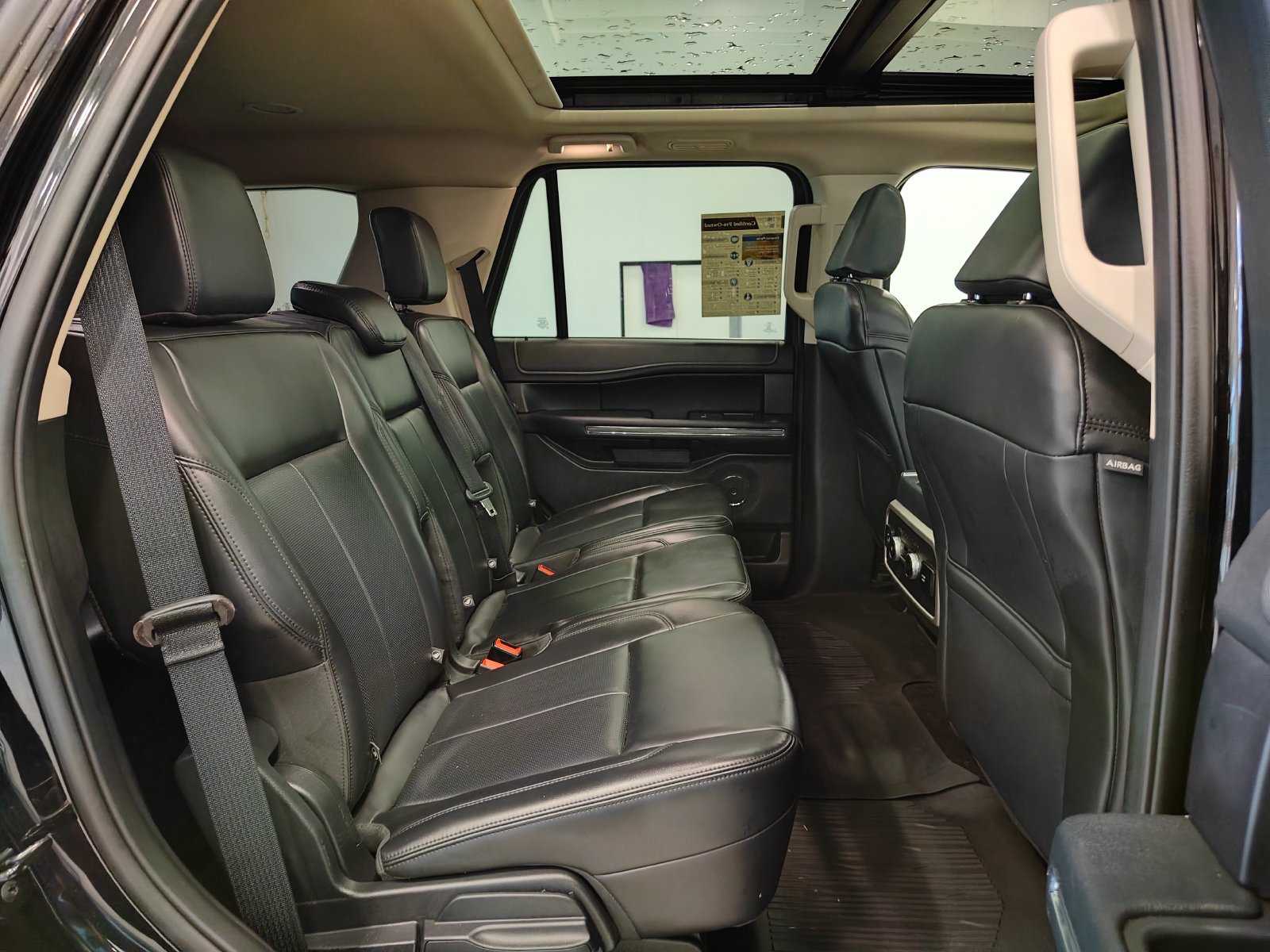 Used 2023 Ford Expedition XLT AWD/4WD image 20