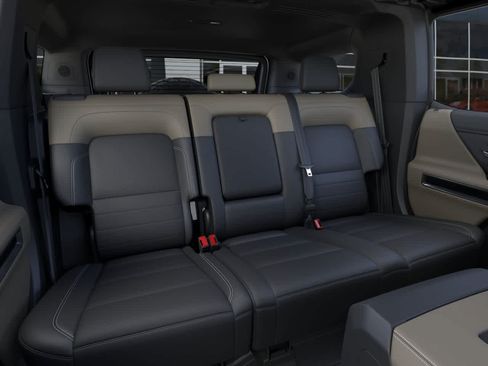 New 2026 GMC Hummer EV SUV w/ LPO, Sport Package AWD/4WD image 17