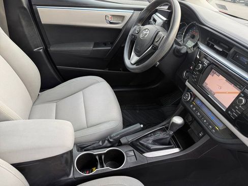 Used 2014 Toyota Corolla LE w/ Driver Convenience Package image 29