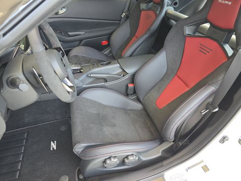 New 2026 Nissan Z NISMO w/ Floor Mat Package RWD image 19