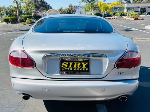 Used 2001 Jaguar XK8 Coupe RWD image 8