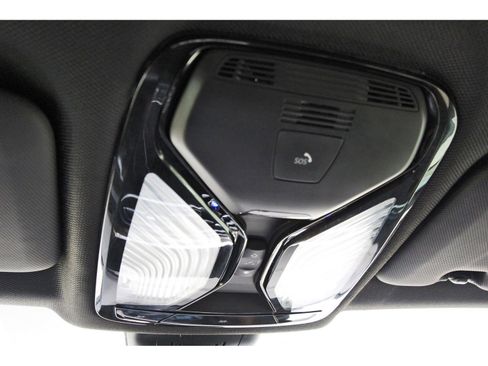 Used 2019 BMW X5 xDrive40i w/ Premium Package 2 AWD/4WD image 23