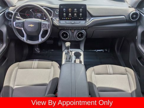 Used 2025 Chevrolet Blazer LT FWD image 28